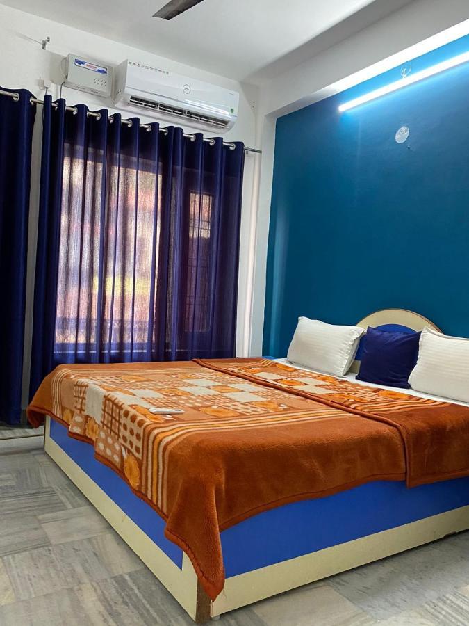 Hotel Surya Laxman Jhula Rishīkesh Exterior foto