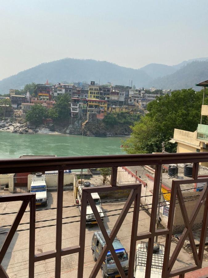 Hotel Surya Laxman Jhula Rishīkesh Exterior foto