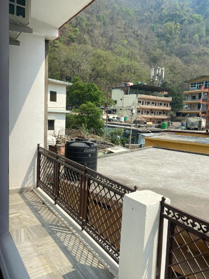 Hotel Surya Laxman Jhula Rishīkesh Exterior foto